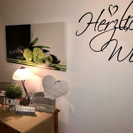 Christinas Gartenblick 4 Schlafzimmer, Kueche, Bad ,eg Mit Terrasse Und Garten, Parken Direkt Am Haus Salzgitter