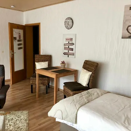 Christinas Gartenblick 4 Schlafzimmer, Kueche, Bad ,eg Mit Terrasse Und Garten, Parken Direkt Am Haus *