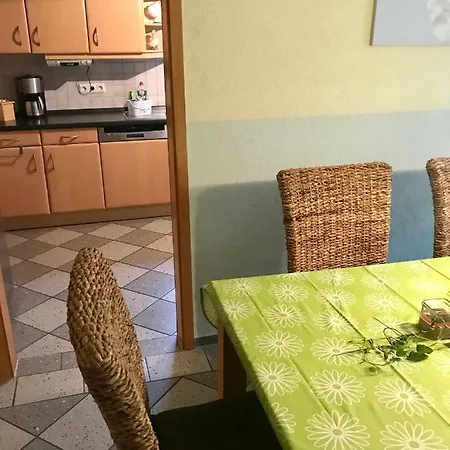 Christinas Gartenblick 4 Schlafzimmer, Kueche, Bad ,eg Mit Terrasse Und Garten, Parken Direkt Am Haus * Salzgitter