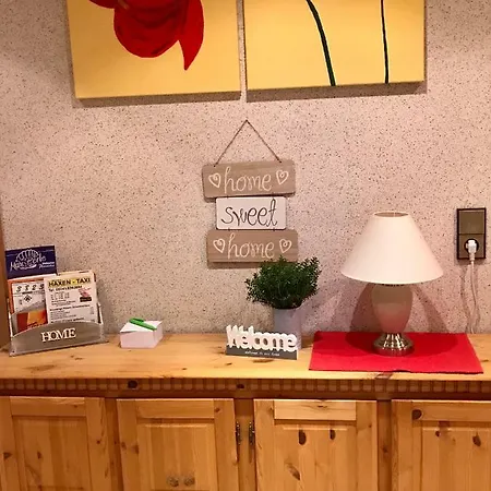Christinas Gartenblick 4 Schlafzimmer, Kueche, Bad ,eg Mit Terrasse Und Garten, Parken Direkt Am Haus 公寓 *