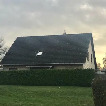 Christinas Gartenblick 4 Schlafzimmer, Kueche, Bad ,eg Mit Terrasse Und Garten, Parken Direkt Am Haus Apartment Salzgitter