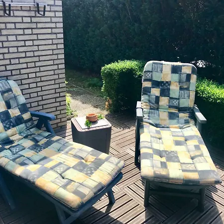 Christinas Gartenblick 4 Schlafzimmer, Kueche, Bad ,eg Mit Terrasse Und Garten, Parken Direkt Am Haus