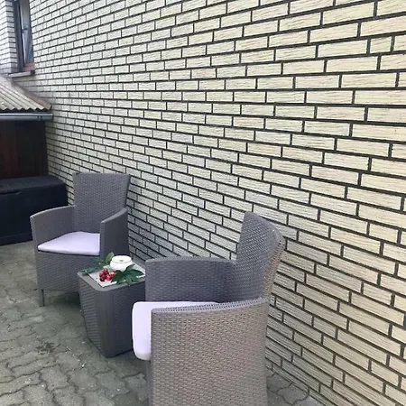 Christinas Gartenblick 4 Schlafzimmer, Kueche, Bad ,eg Mit Terrasse Und Garten, Parken Direkt Am Haus Salzgitter